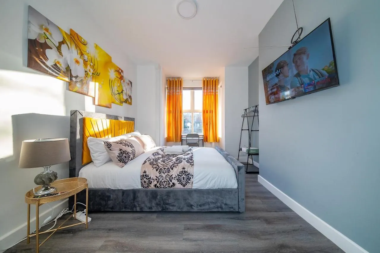*Rd12S* For Your Most Relaxed & Cosy Stay + Free Parking + Free Fast Wifi * Leeds  Leeds (West Yorkshire)